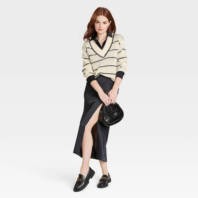 Women's V-Neck Pullover Sweater - A New Day™ 4 Women's V-Neck Pullover Sweater - A New Day™ - Image 2