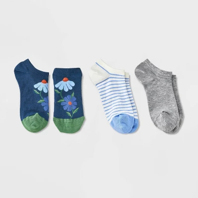 Women's 3pk Low Cut Socks - A New Day™ 4-10: Floral Design 6 Women's 3pk Low Cut Socks - A New Day™ 4-10: Floral Design - Image 4