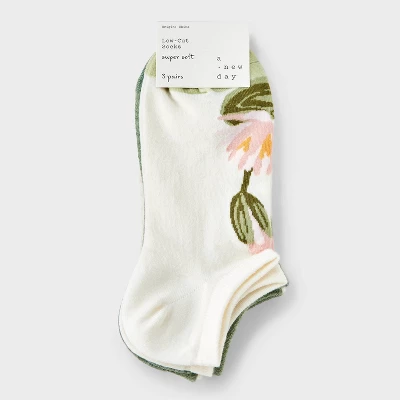 Women's 3pk Low Cut Socks - A New Day™ 4-10: Floral Design 3 Women's 3pk Low Cut Socks - A New Day™ 4-10: Floral Design